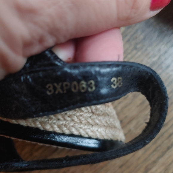 Prada shoes 38 womans 7 1/2 8 - Picture 3 of 10